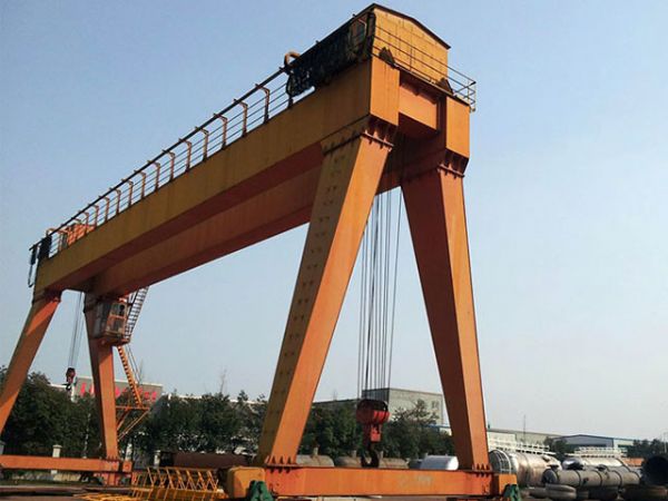 關于起重機你了解多少呢？起重機都有哪些形式呢